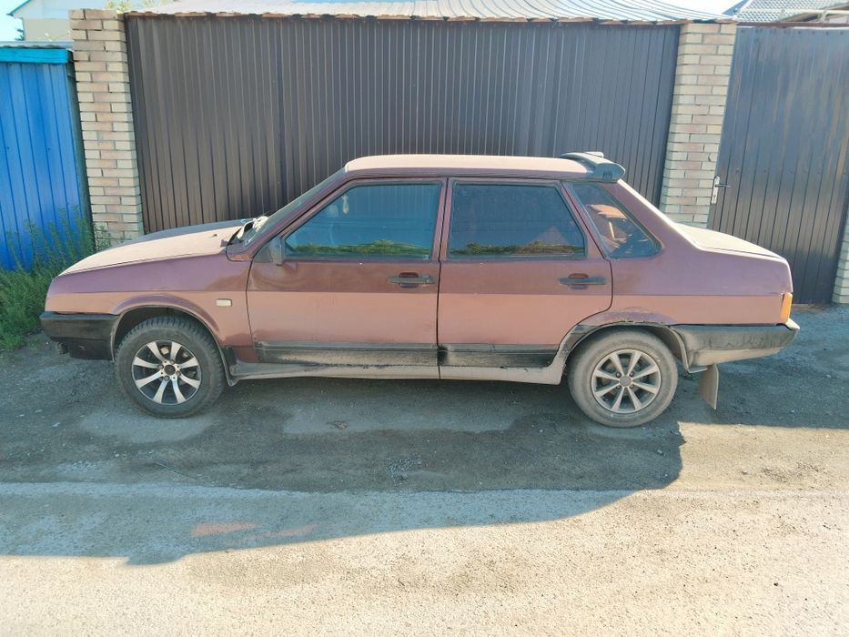 Продам авто , инжектор.