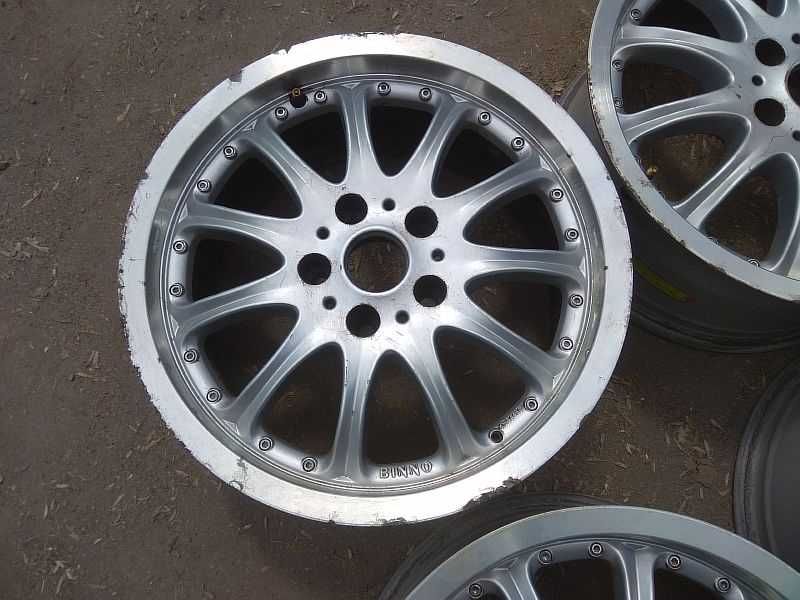 Продам оригинальные легкосплавные диски "BINNO"