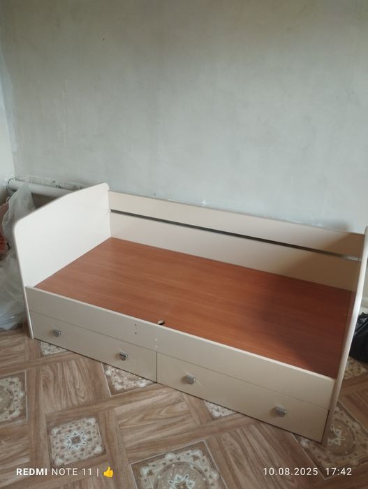 Продам детские кроватки