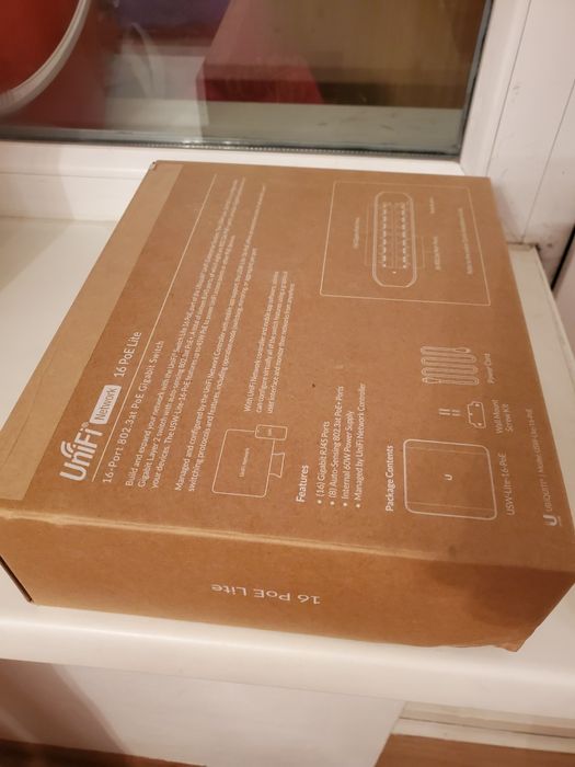 Коммутатор Ubiquity 16 PoE Lite