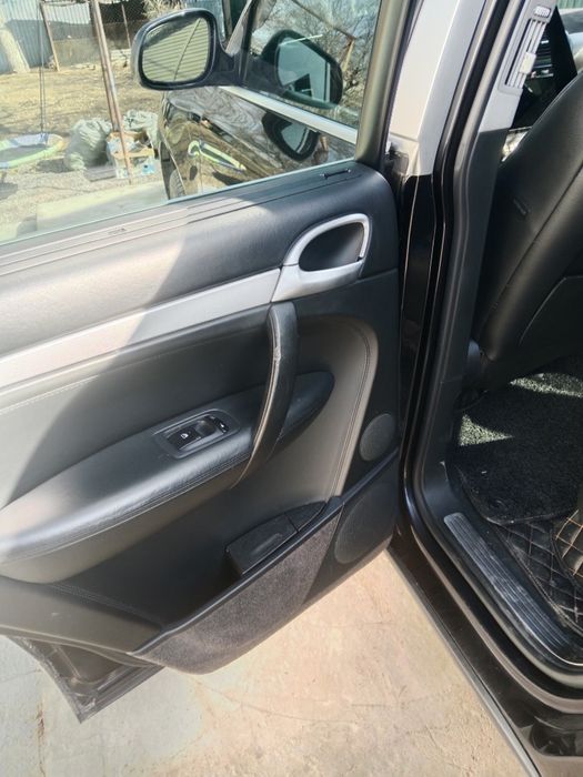 Порш Карен состояние хорошее срочно