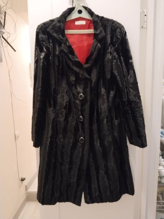 Продам демисизонное пальто