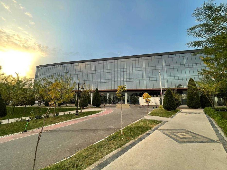 Продаётся шикарное современное 4-х этажное здание