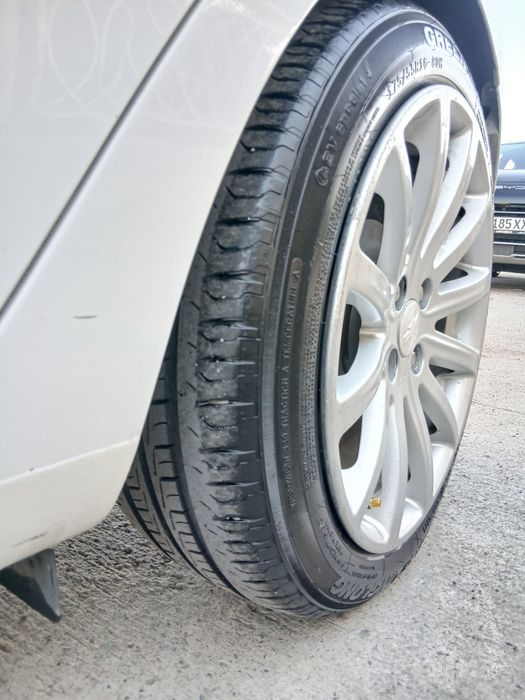 Diska balon 175.55.R16 sotiladi srocna 205$
