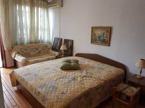 Дава се под наем Тристаен апартамент в Бургас, Възраждане - 106 кв.м за 240 € - Снимка #5