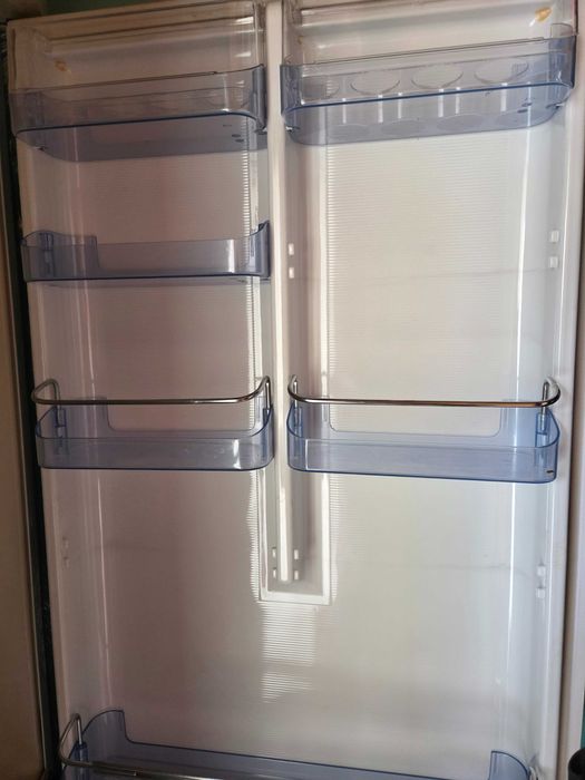 Frigider cu congelator tip combina frigorifica Gorenje