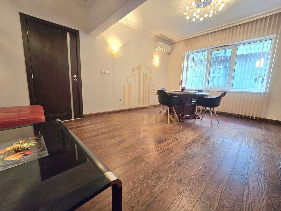 Продава се Четиристаен апартамент в Варна, Център - 120 кв.м за 1530 €/кв.м - Снимка #3
