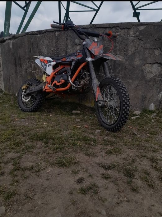 Vând cross 125cc kxd