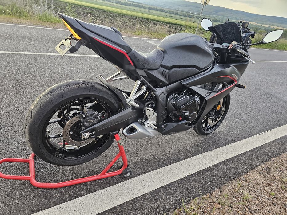 Honda cb650r 2025 A2 35kw