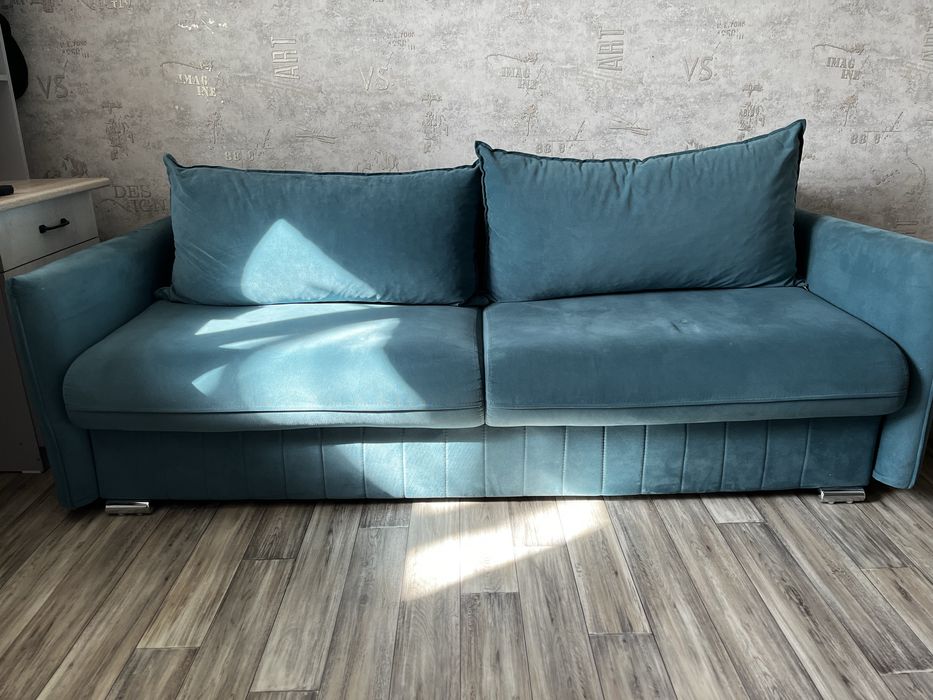 Продам диван в хорошем состоянии