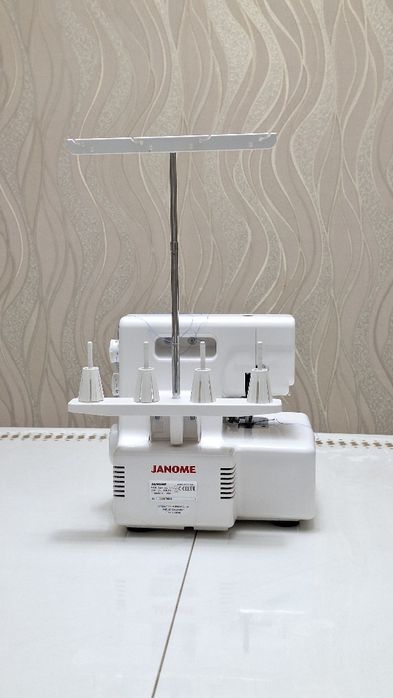 Оверлок janome samurai 888