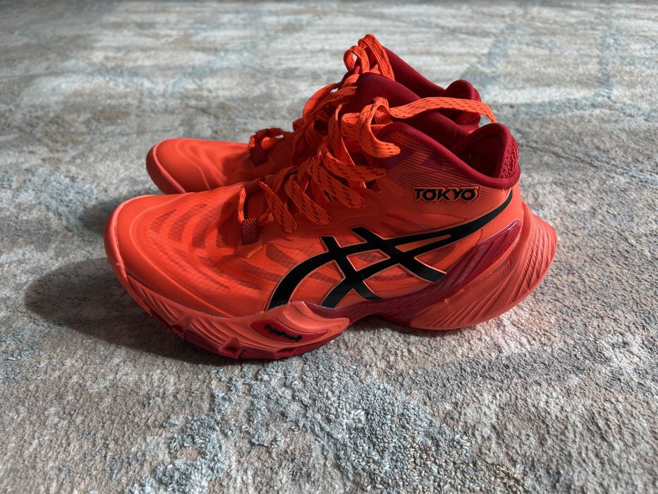 Асикс.Asics Tokyo кросовкасын сатамын.ПРОДАМ КРОСОВКИ Размер:39,38