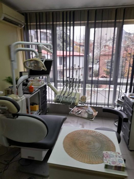 Турски стоматологичен стол Ликия, с помощно столче