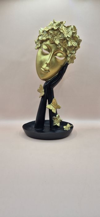 Распродажа декора и статуэток