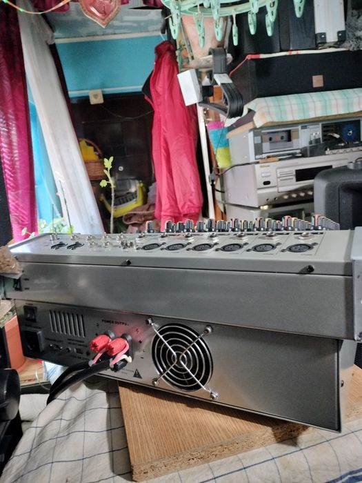 2. Mixere active/ 2x400w fiecare profesionale