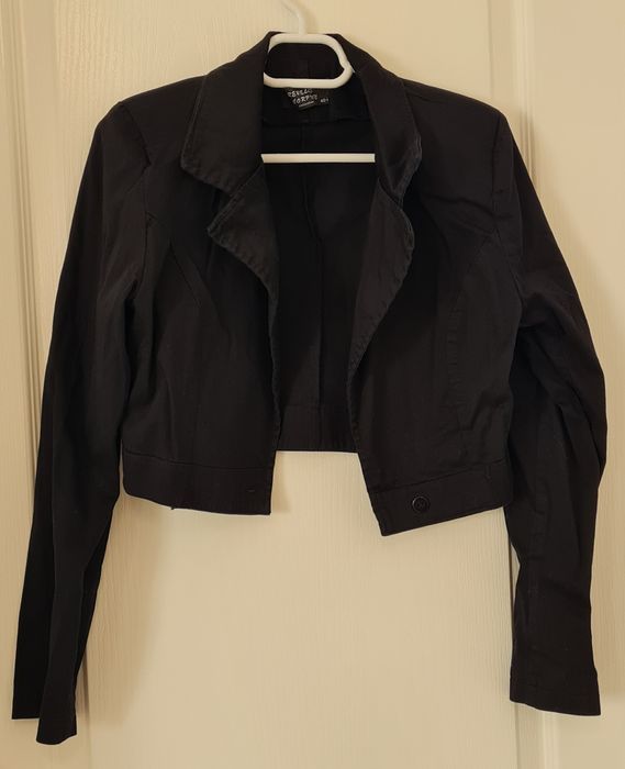 Jacheta neagra scurta