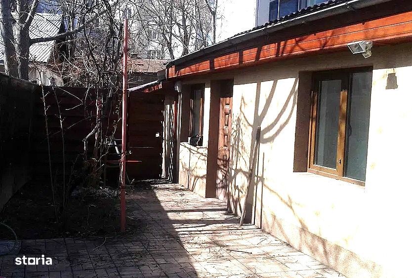 Casă 3 camere cu teren/1’ Metrou 1 Mai/Salon beauty/Cabinet/Locuință