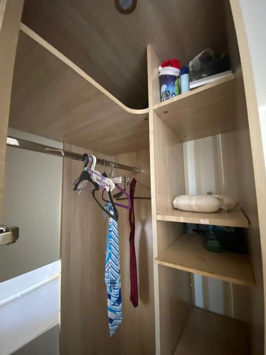 Продается шкаф угловой