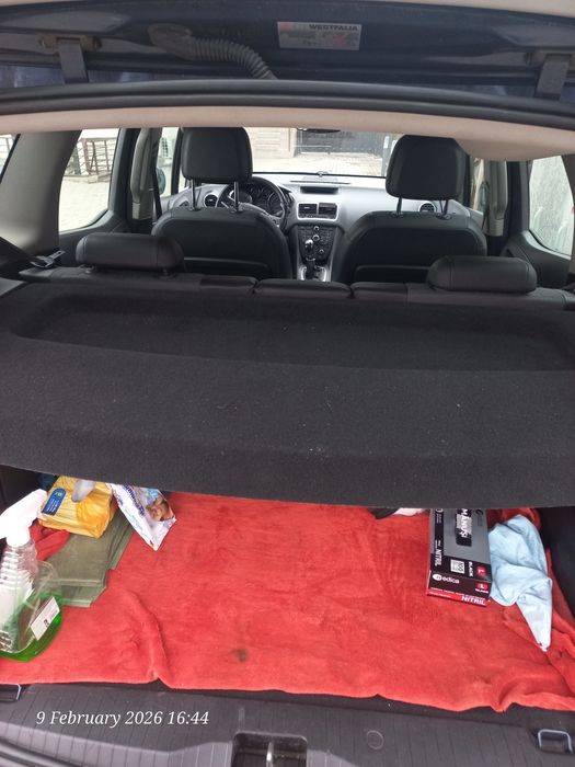 Dezmembrez Opel Meriva B diesel 1.3