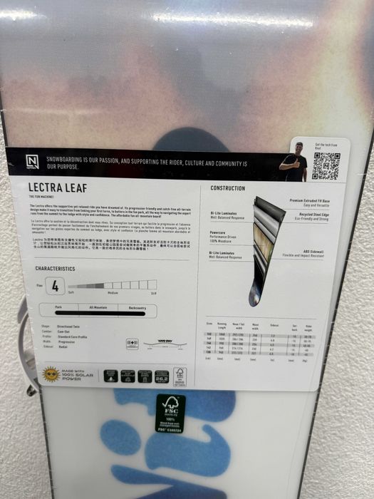 placa noua snowboard nitro lectra L142cm