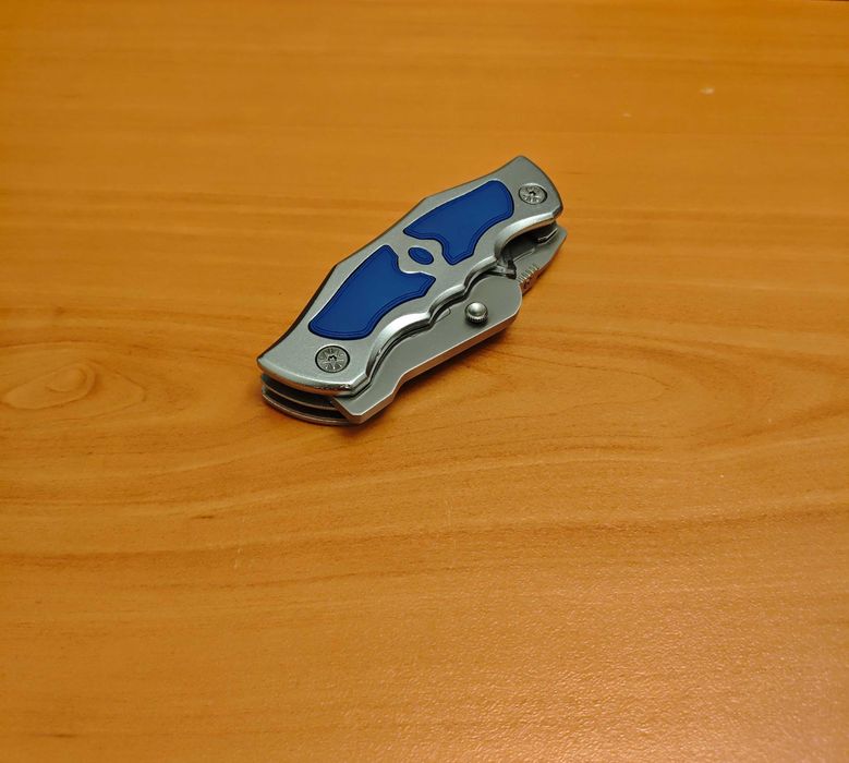 Сгъваем нож плюс