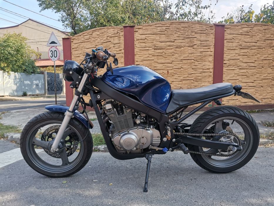 Suzuki GS500 Cafe Racer