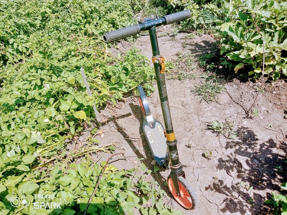 Самокат хороший на новых потшибниках