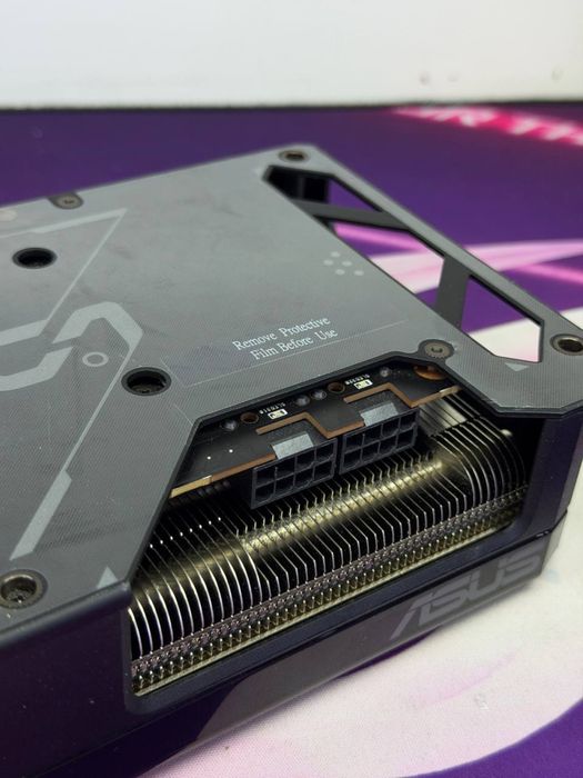 ASUS Dual AMD Radeon RX 7800 XT 16G