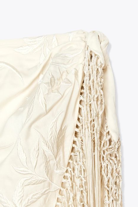 Fusta cu brodarie si franjuri Zara limited edition