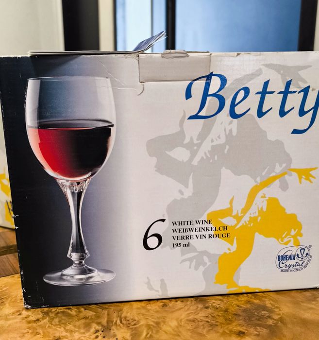 Богемская хрусталь 3 видов.