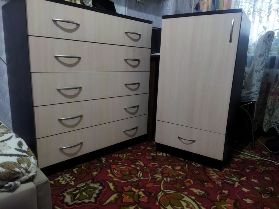 Продам комод и тумбу в отличном состоянии