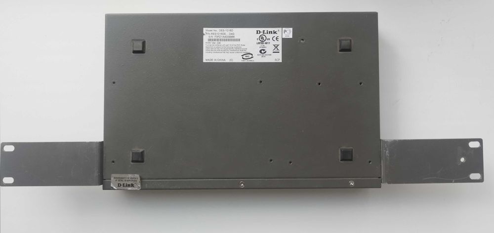 D-Link DES-1016D