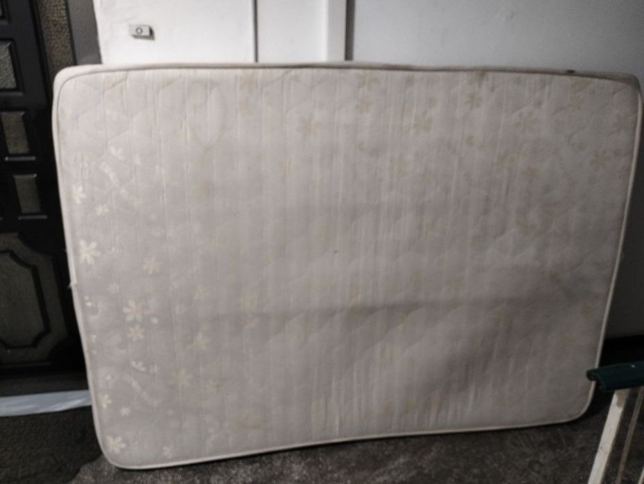 Donez mobila si Saltea