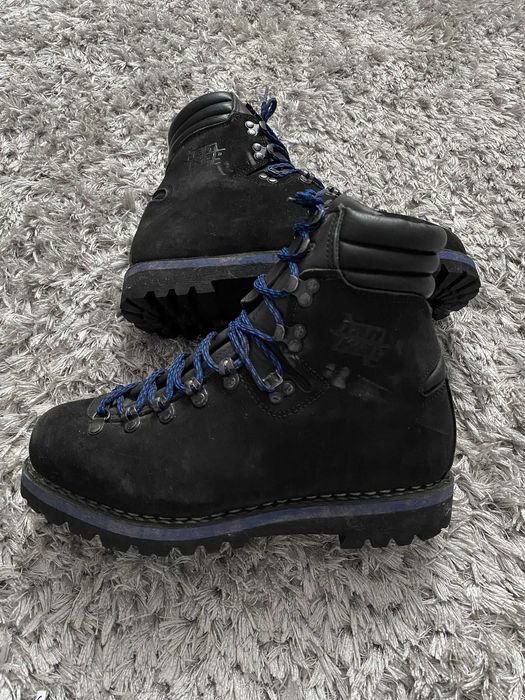 bocanci alpinism hawag cima vibram drumetie