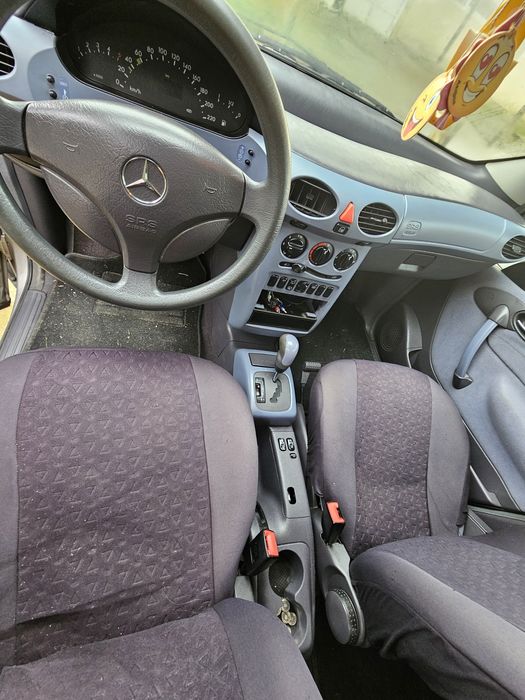Dezmembrez vand Mercedes Benz A170 , diesel , cutie automată ,