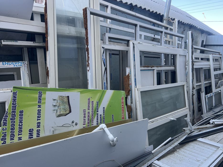 Отдам даром пластик