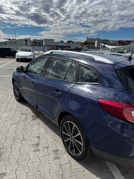 RENAULT Megane 2012 — imagine 3