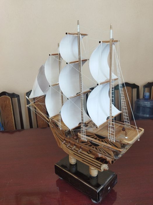 Корабль сувенир ручной работы