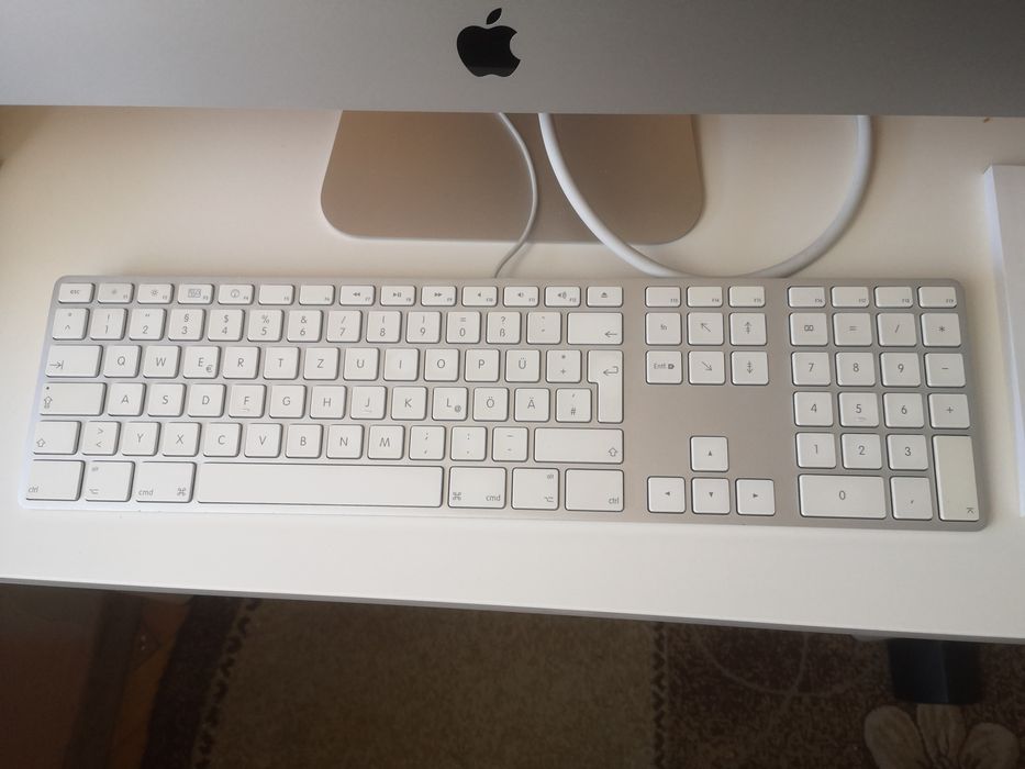 iMac (Retina 5K, 27-inch, Late 2015) Monterey- като нов