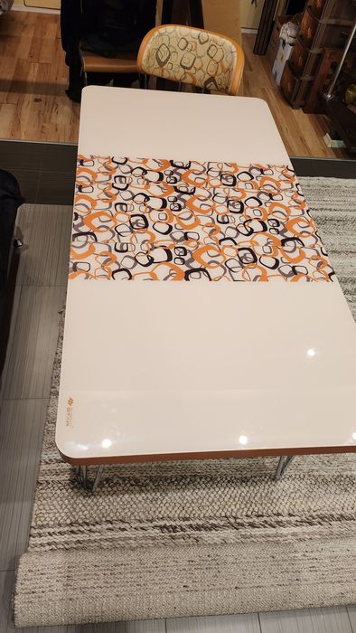 Разтегателна  маса