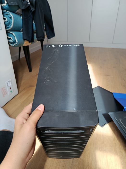 Корпус для ПК в хорошем состоянии