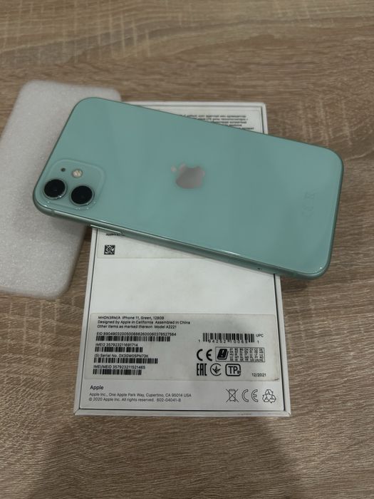   iPhone 11 128GB 