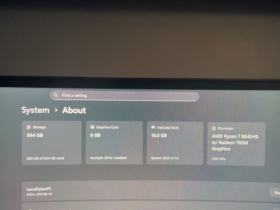 Laptop gaming Acer Nitro V16 rtx 4060 ( mai multe in detalli jos )