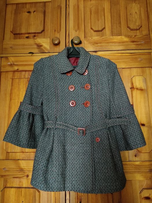 Продам пальто серое