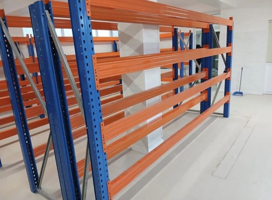 Raft metalic robust pentru paleti