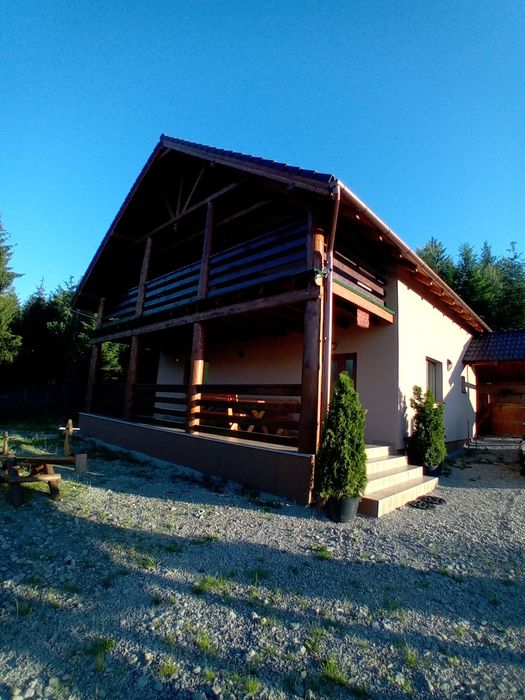 Cabana de inchiriat