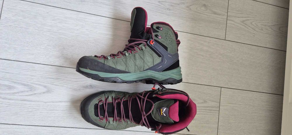 Bocanci trekking Salewa - marimea 40,5