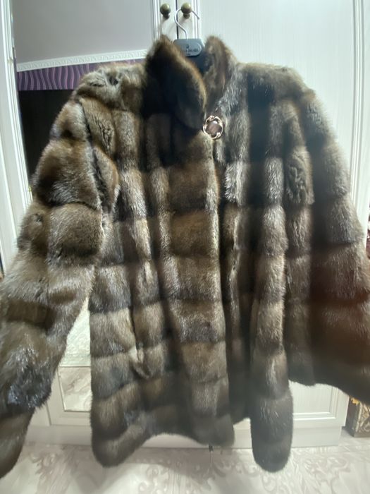 Продам норковую шубу