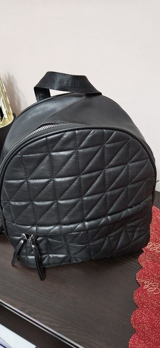 Дамски чанти различни модели