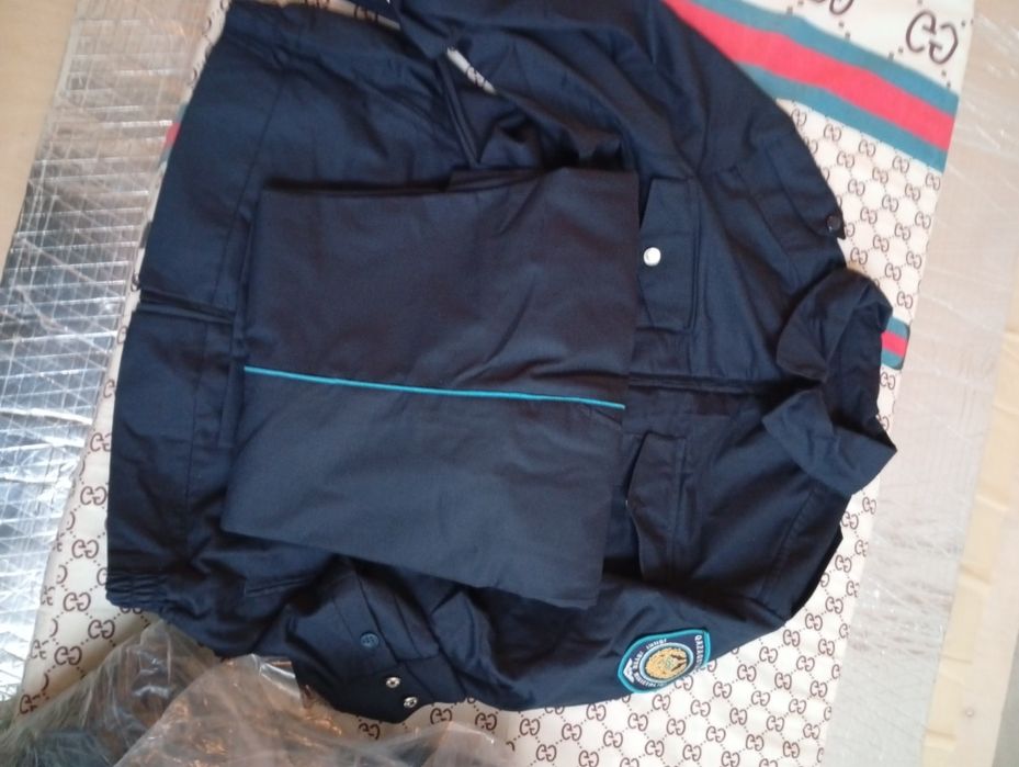 Продаю костюм и куртка МВД